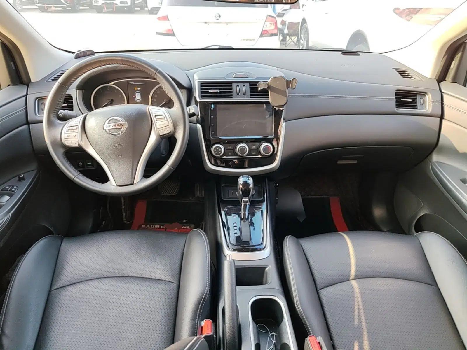 Nissan Tiida 2021 1.6L CVT Smart Drive Edition — миниатюра 12