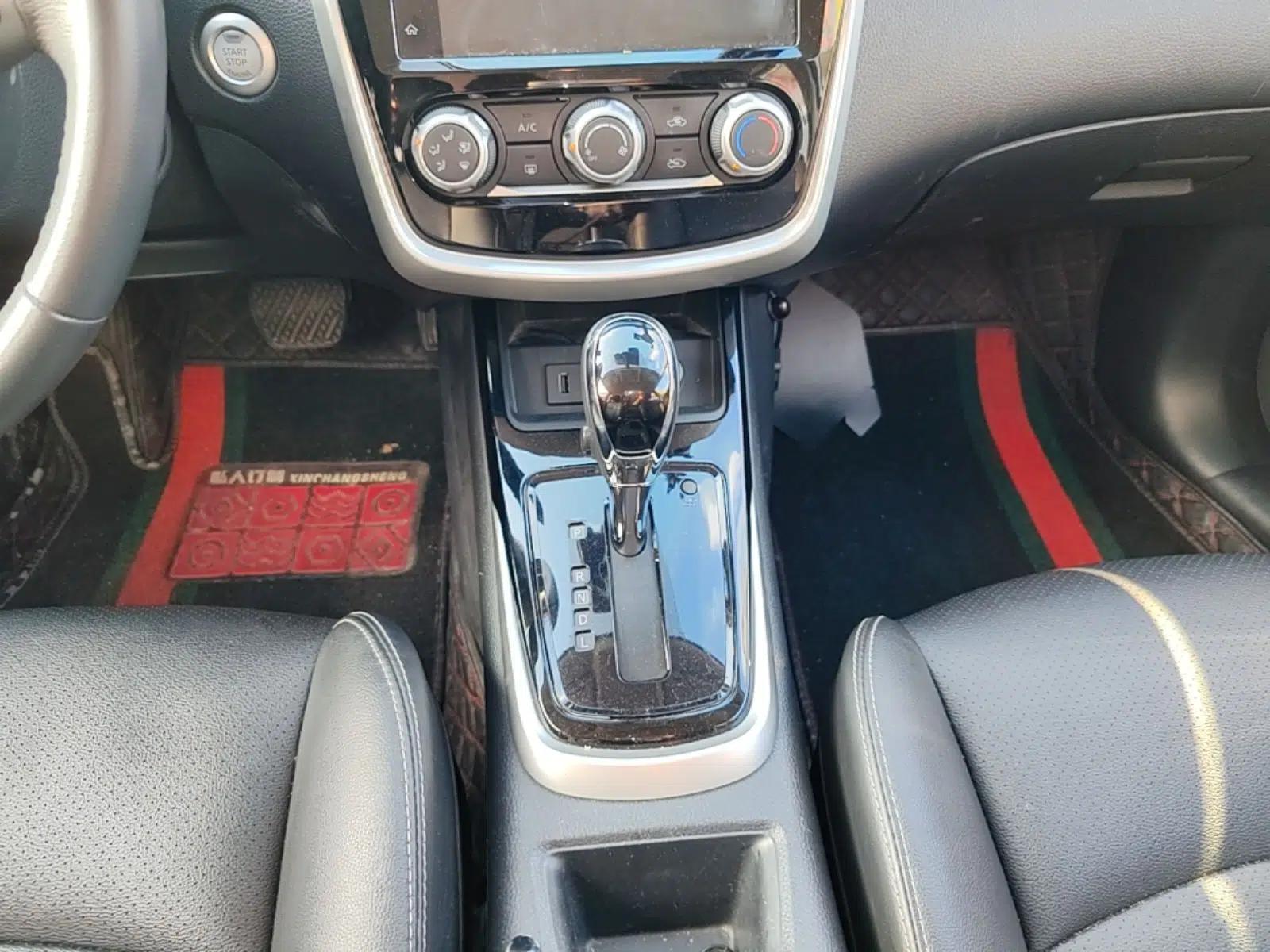 Nissan Tiida 2021 1.6L CVT Smart Drive Edition — миниатюра 16
