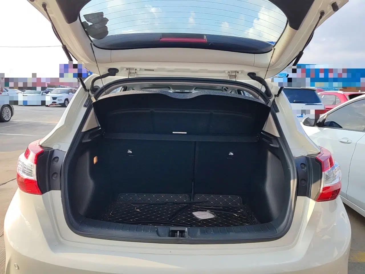 Nissan Tiida 2021 1.6L CVT Smart Drive Edition — миниатюра 22