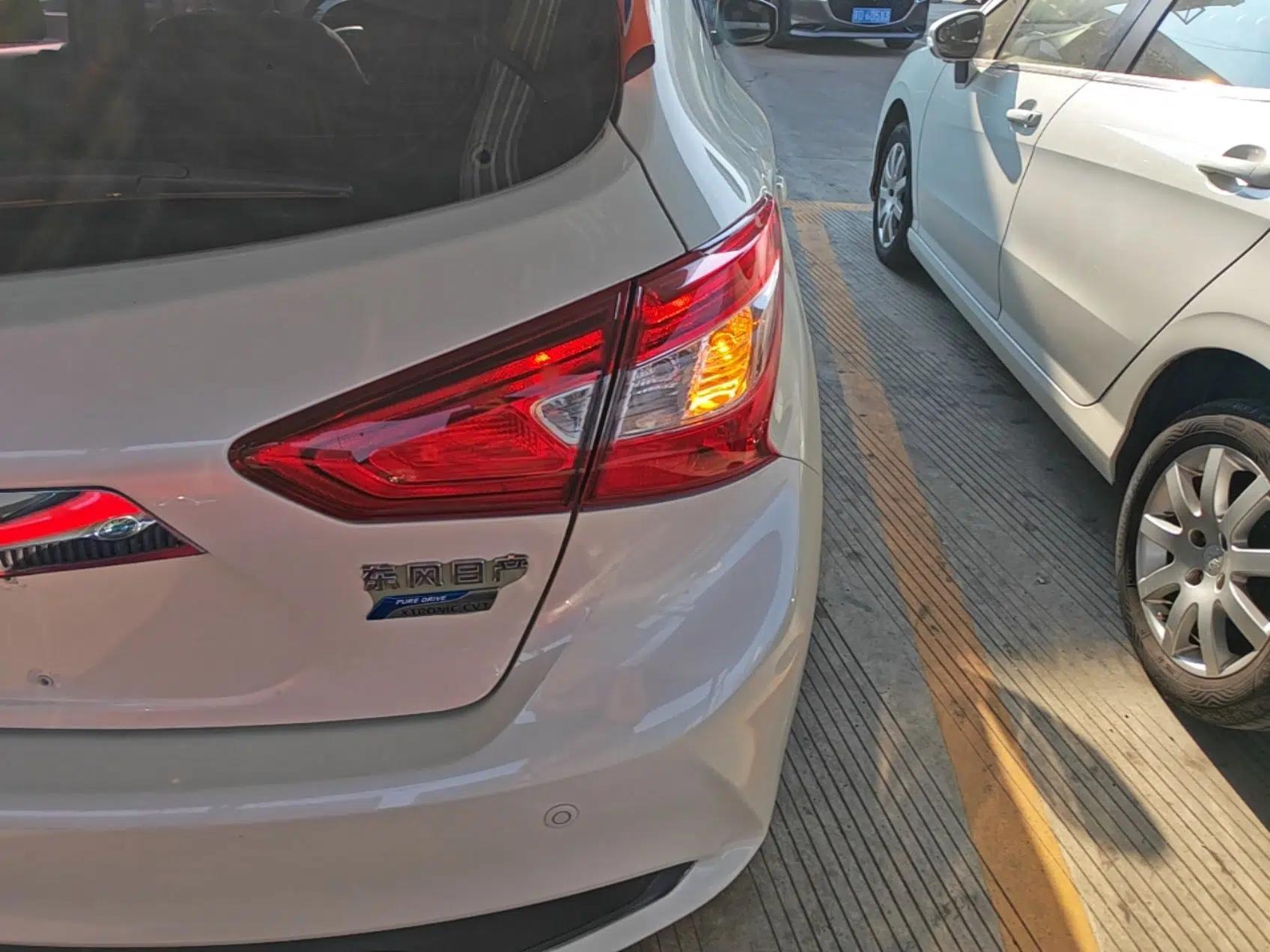 Nissan Tiida 2019 1.6L CVT Cool Edition China VI Standard — миниатюра 9