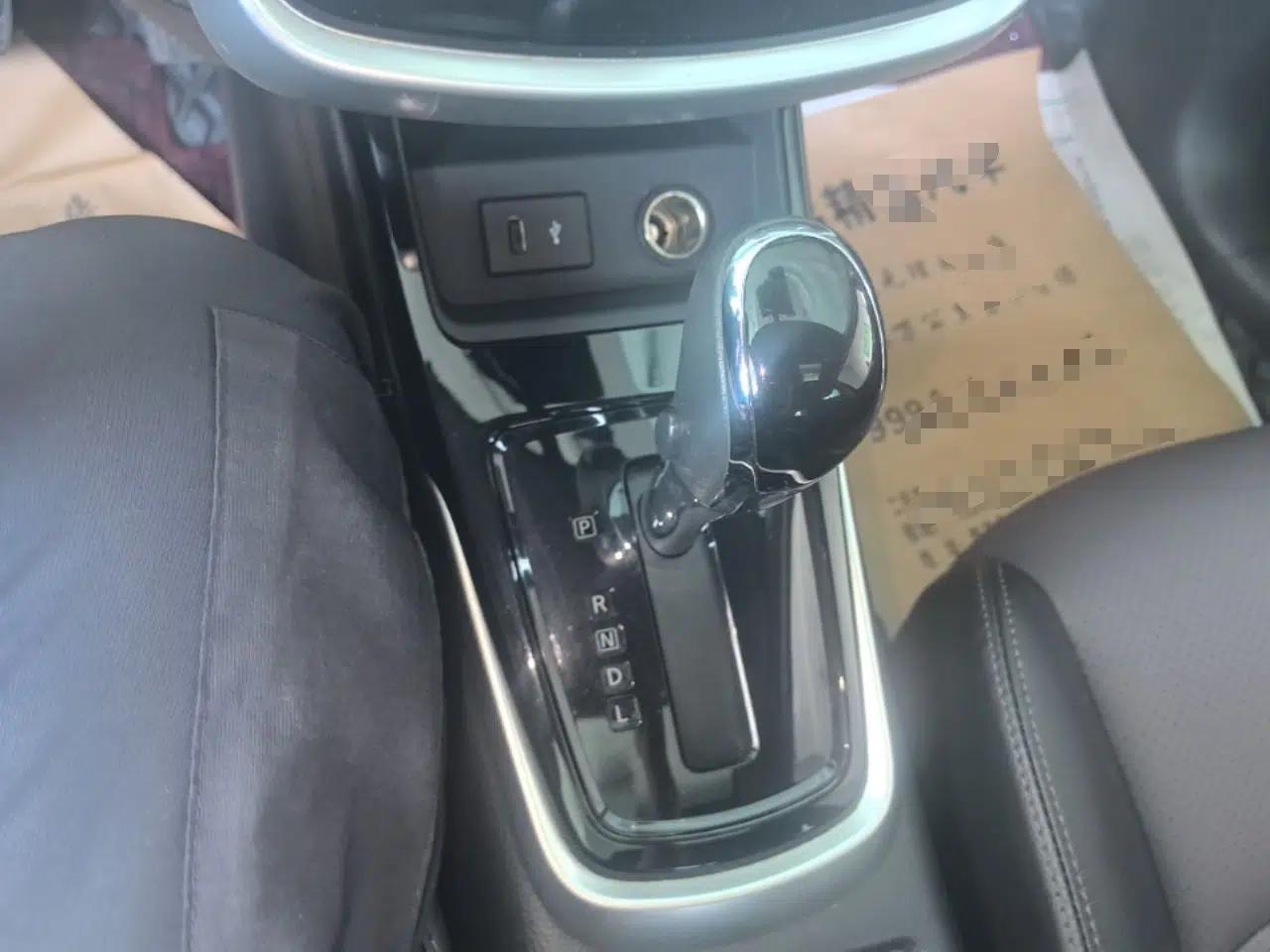Nissan Tiida 2021 1.6L CVT Smart Drive Edition — миниатюра 16