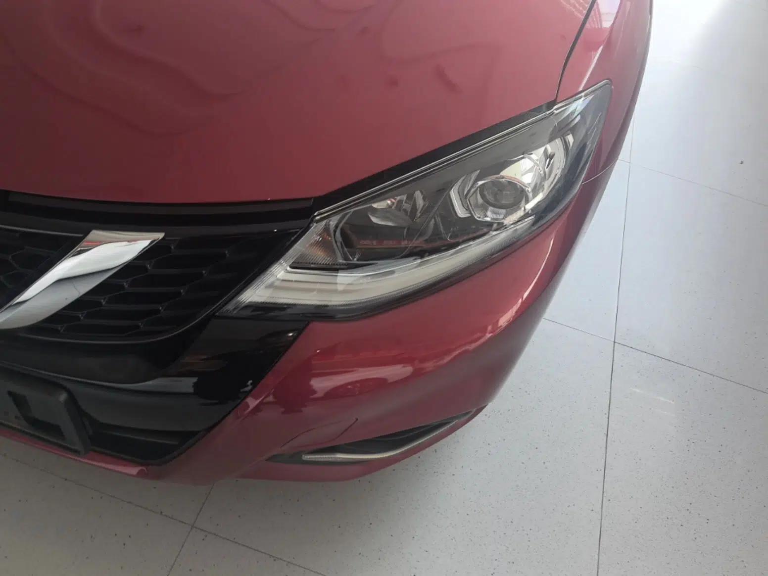 Nissan Tiida 2021 1.6L CVT Smart Drive Edition — миниатюра 8