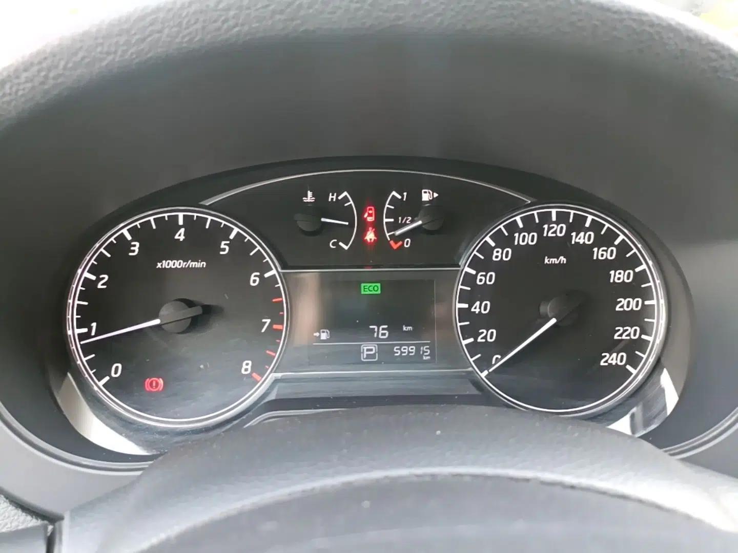 Nissan Tiida 2021 1.6L CVT Cool Edition — миниатюра 14