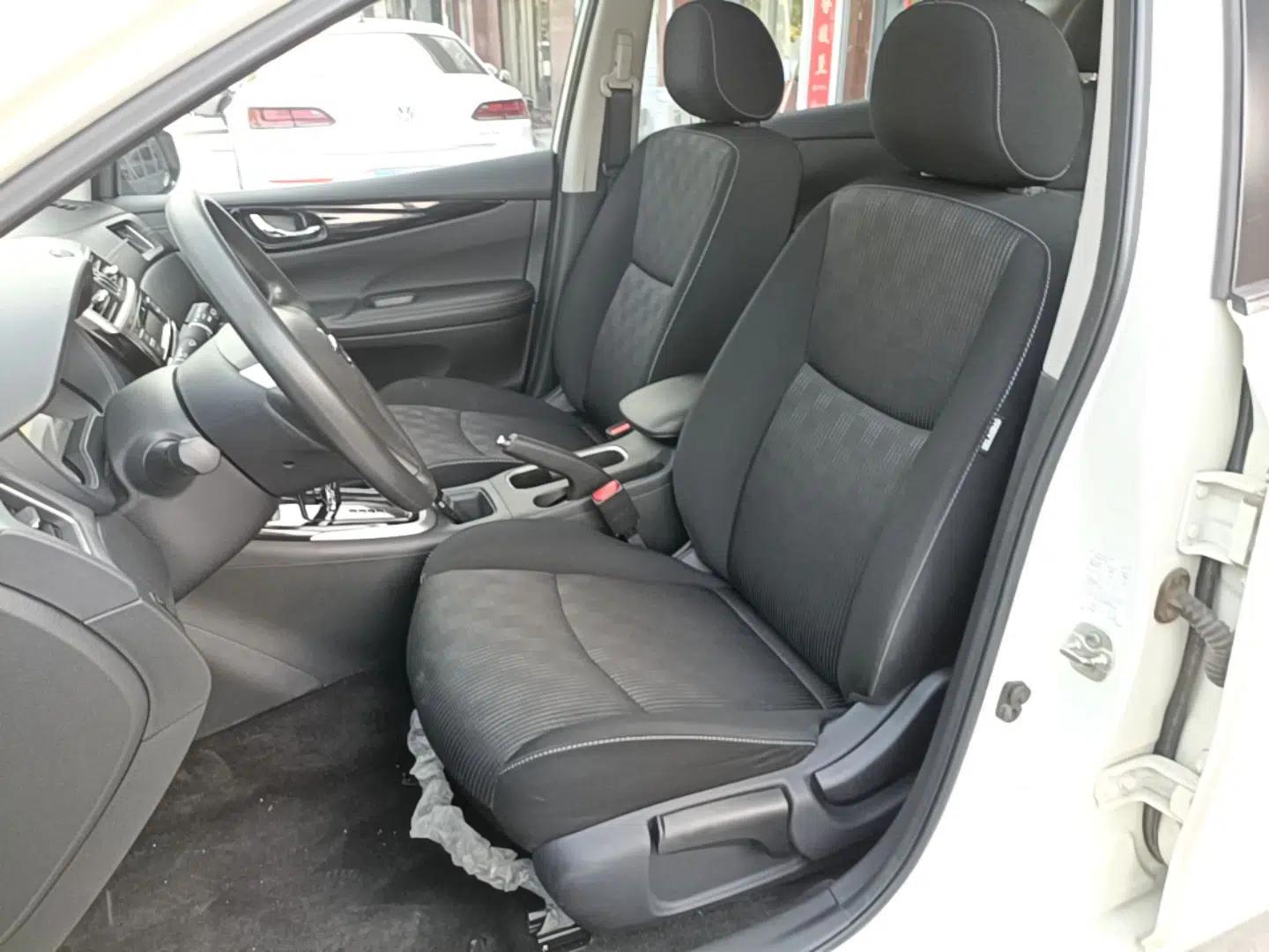 Nissan Tiida 2021 1.6L CVT Cool Edition — миниатюра 17