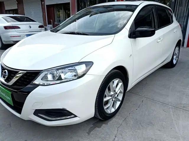 Nissan Tiida 2021 1.6L CVT Cool Edition