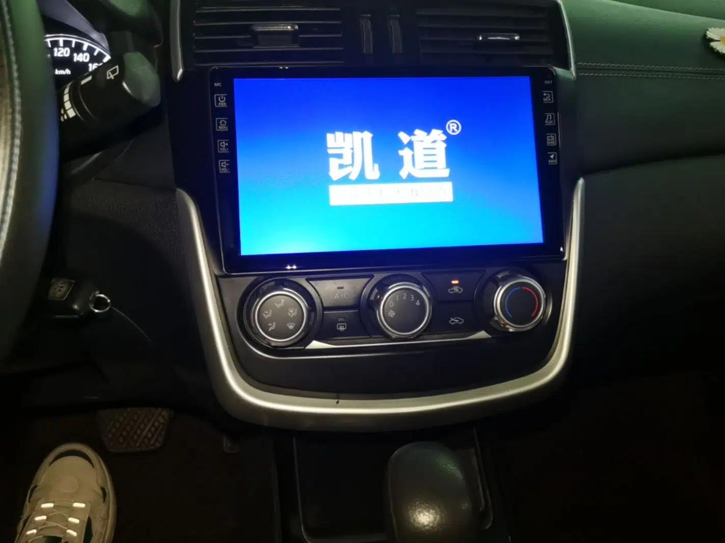 Nissan Tiida 2016 1.6L CVT Cool Dynamic Edition — миниатюра 15