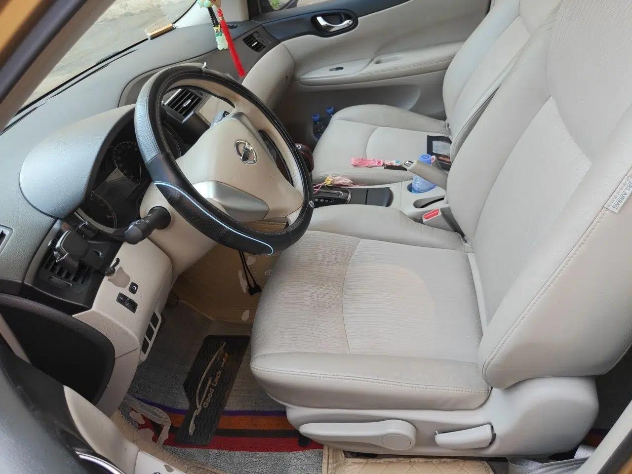 Nissan Tiida 2011 1.6L CVT Smart Version — миниатюра 15