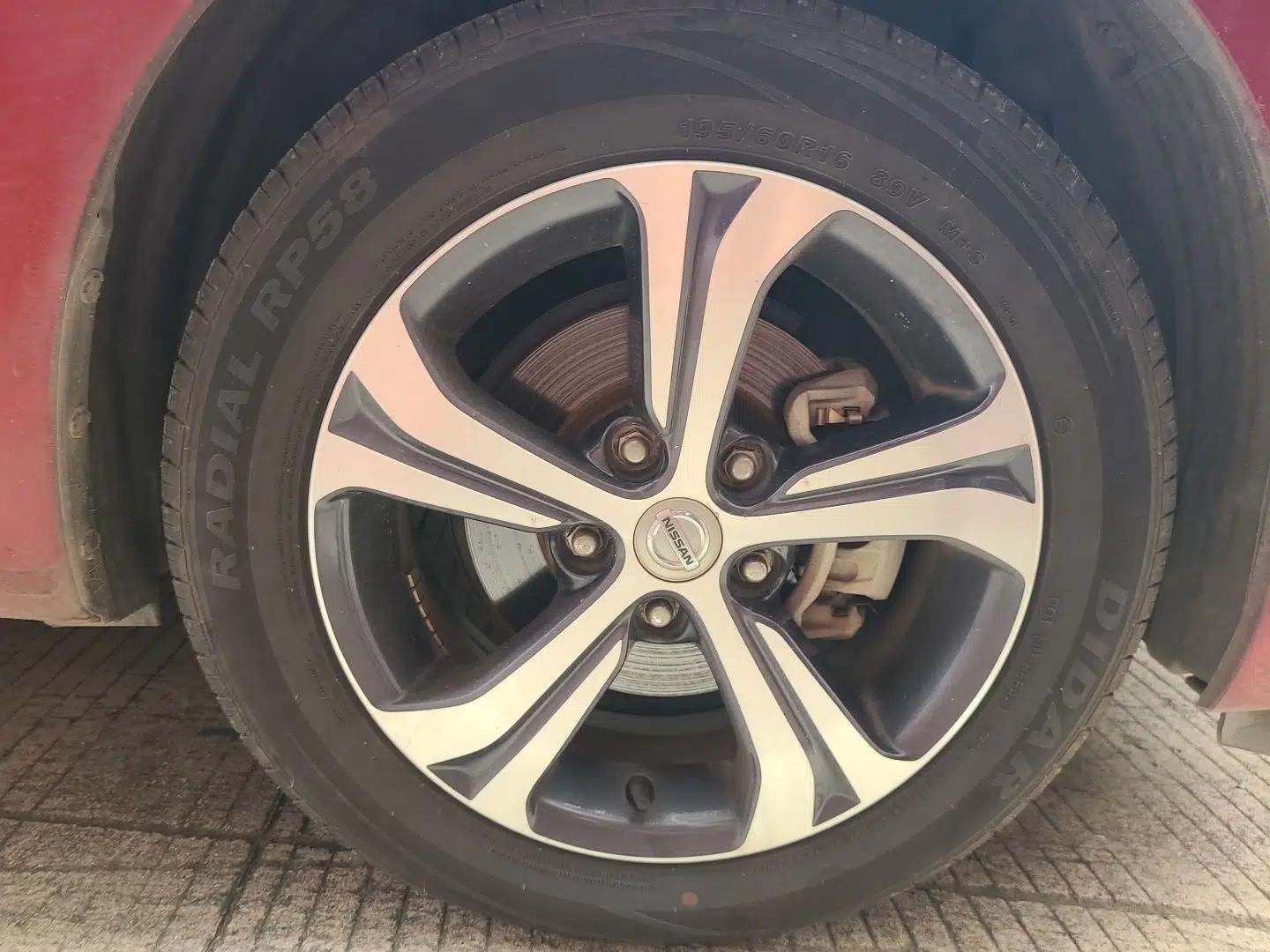 Nissan Tiida 2016 1.6L CVT Smart Drive Edition — миниатюра 8