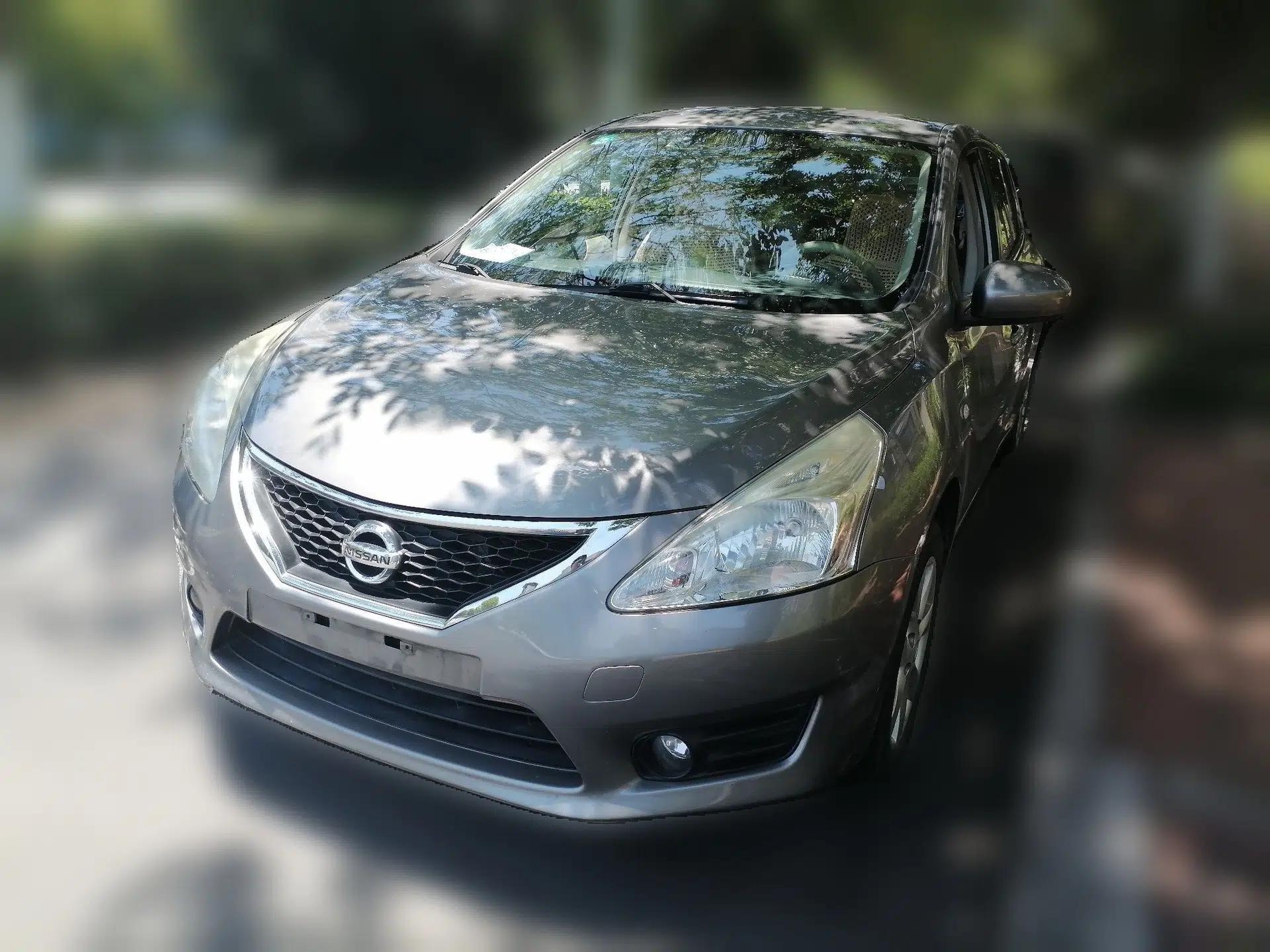 Nissan Tiida 2011 1.6L Manual Comfort Edition — миниатюра 1