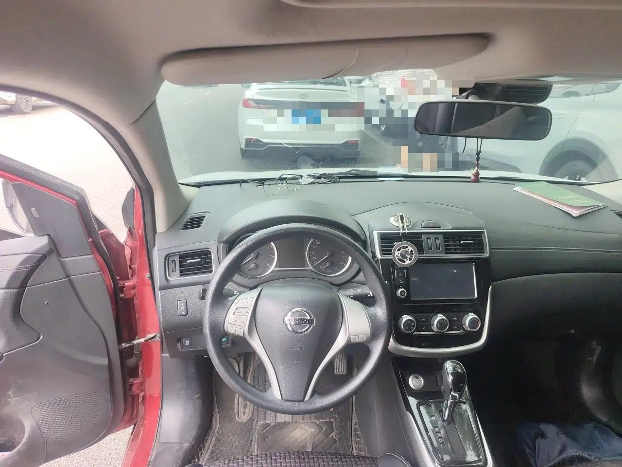 Nissan Tiida 2016 1.6L CVT Smart Drive Edition — миниатюра 10