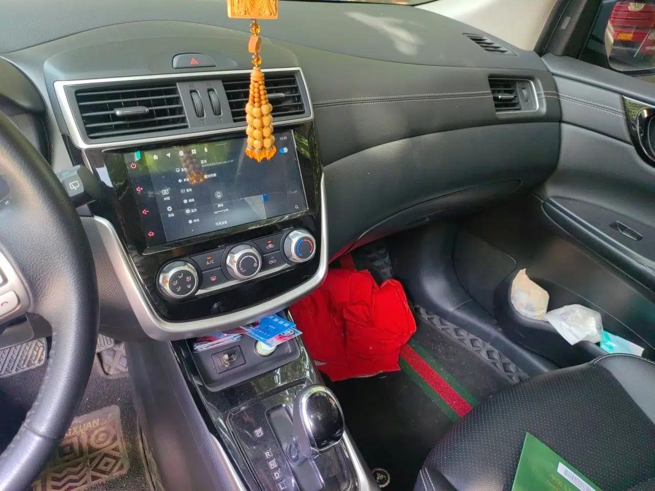 Nissan Tiida 2021 1.6L CVT Smart Drive Edition — миниатюра 13