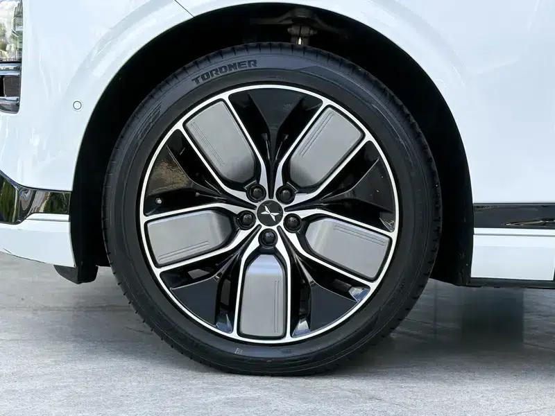 XPeng G9 2022 702 Max — миниатюра 8