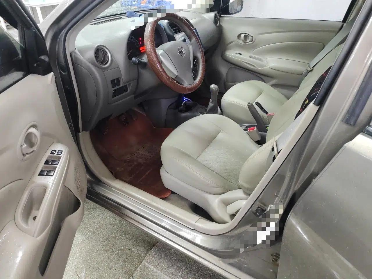 Nissan Sunny 2014 1.5XE Manual Comfort Edition — миниатюра 15