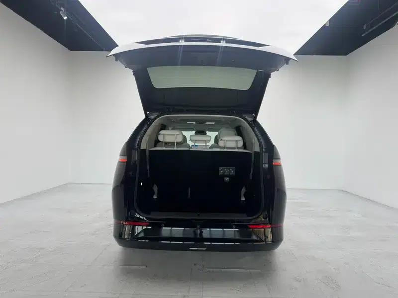 XPeng X9 2024 Model 640 AWD High Performance Max — миниатюра 20