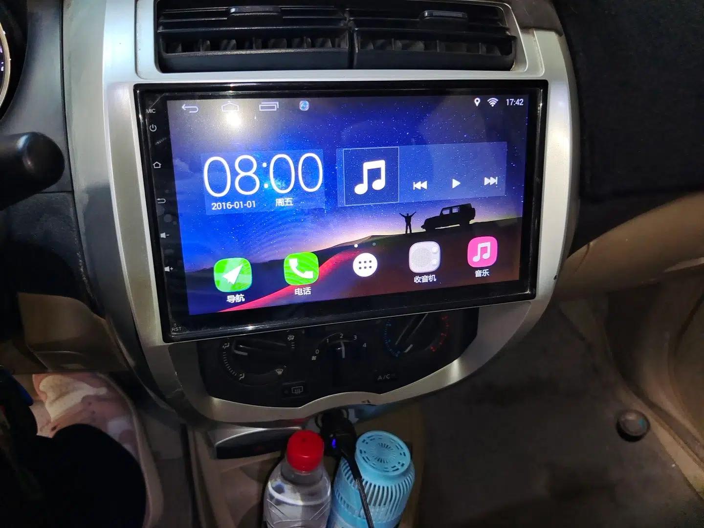 Nissan Livina 2013 1.6XE Manual Comfort Edition — миниатюра 13