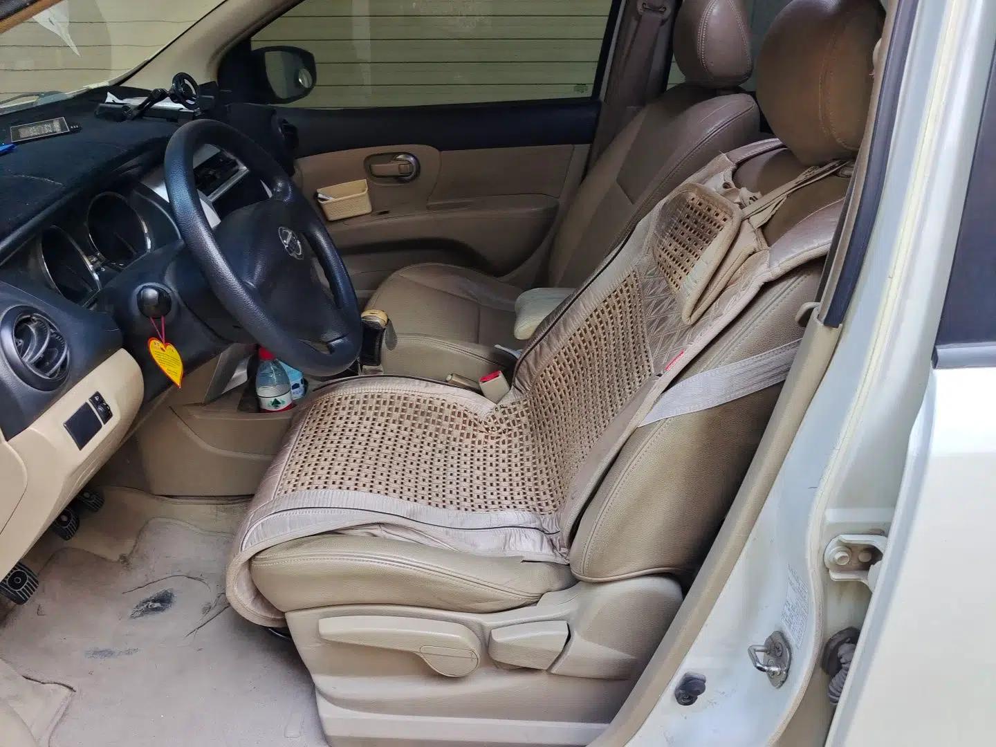 Nissan Livina 2013 1.6XE Manual Comfort Edition — миниатюра 15