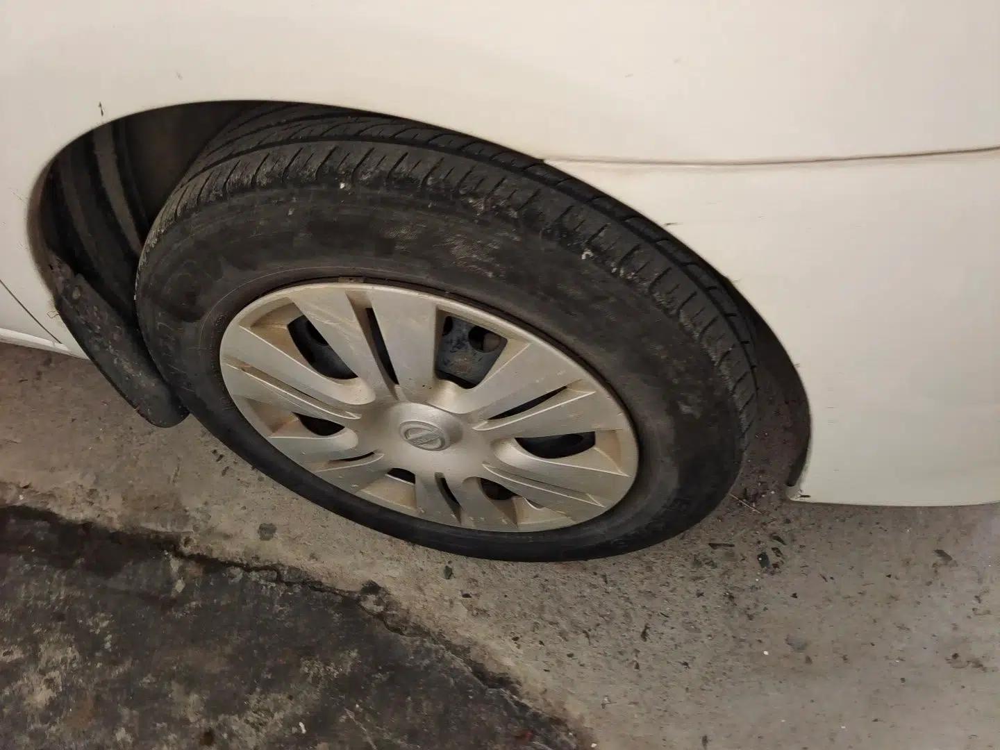 Nissan Livina 2013 1.6XE Manual Comfort Edition — миниатюра 8