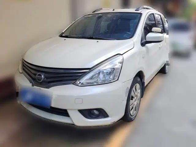 Nissan Livina 2013 1.6XE Manual Comfort Edition