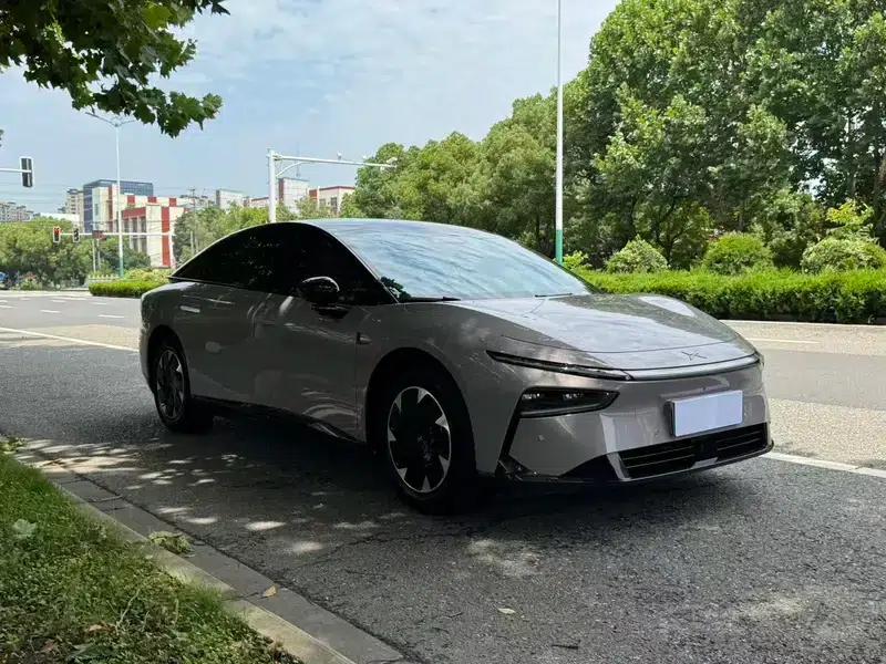 XPeng P7+ 2024 Pure Electric Long Range Max — миниатюра 3