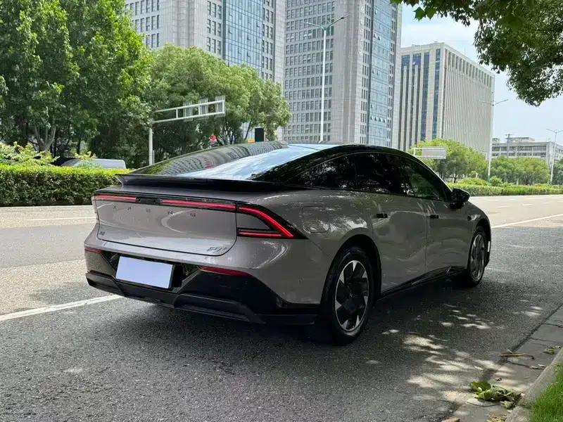 XPeng P7+ 2024 Pure Electric Long Range Max — миниатюра 7