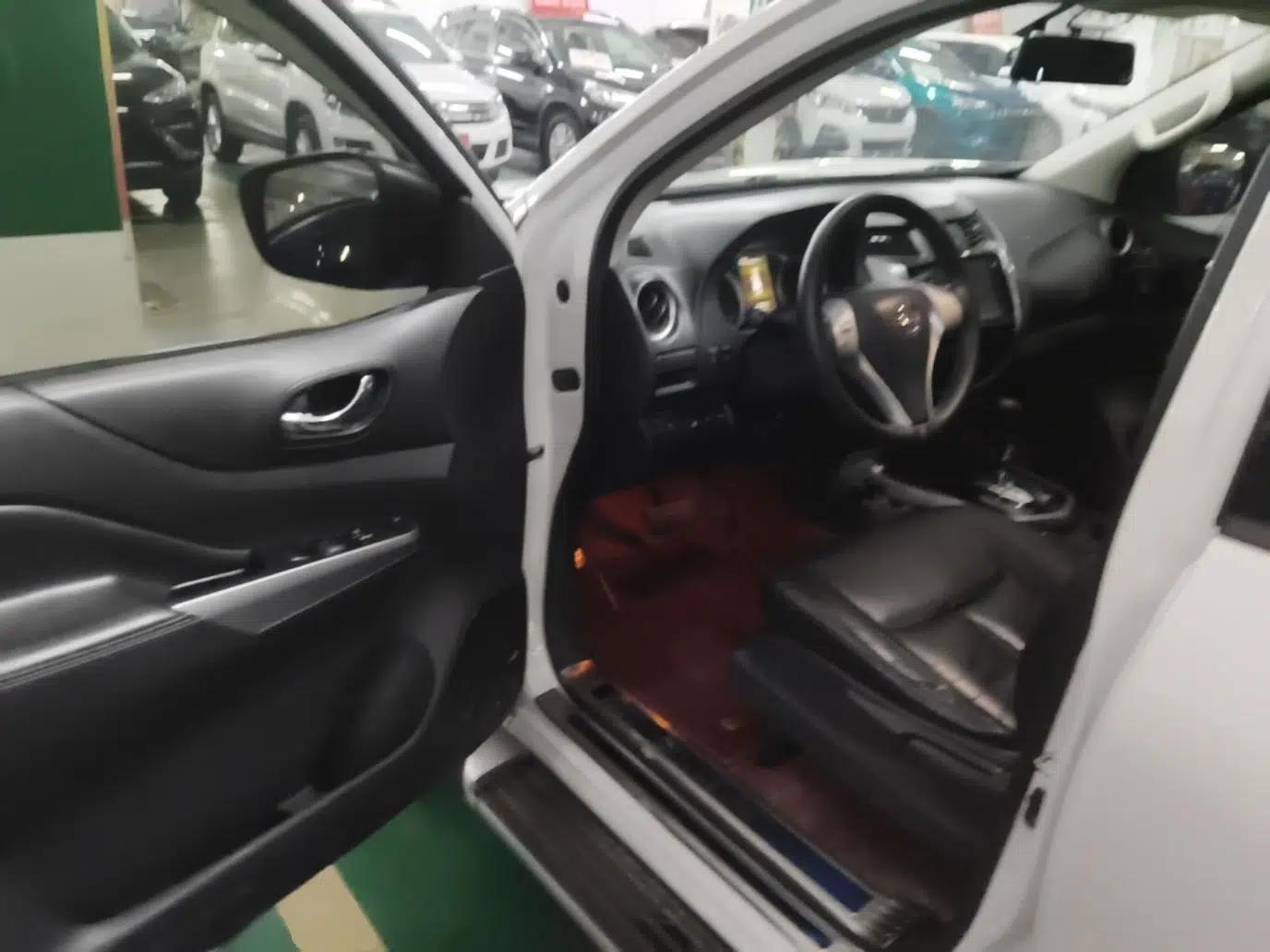Nissan Terra 2020 2.5L XL Upper 4WD Automatic Four-Wheel Drive Luxury Edition — миниатюра 18