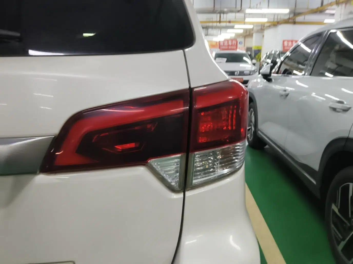 Nissan Terra 2020 2.5L XL Upper 4WD Automatic Four-Wheel Drive Luxury Edition — миниатюра 9