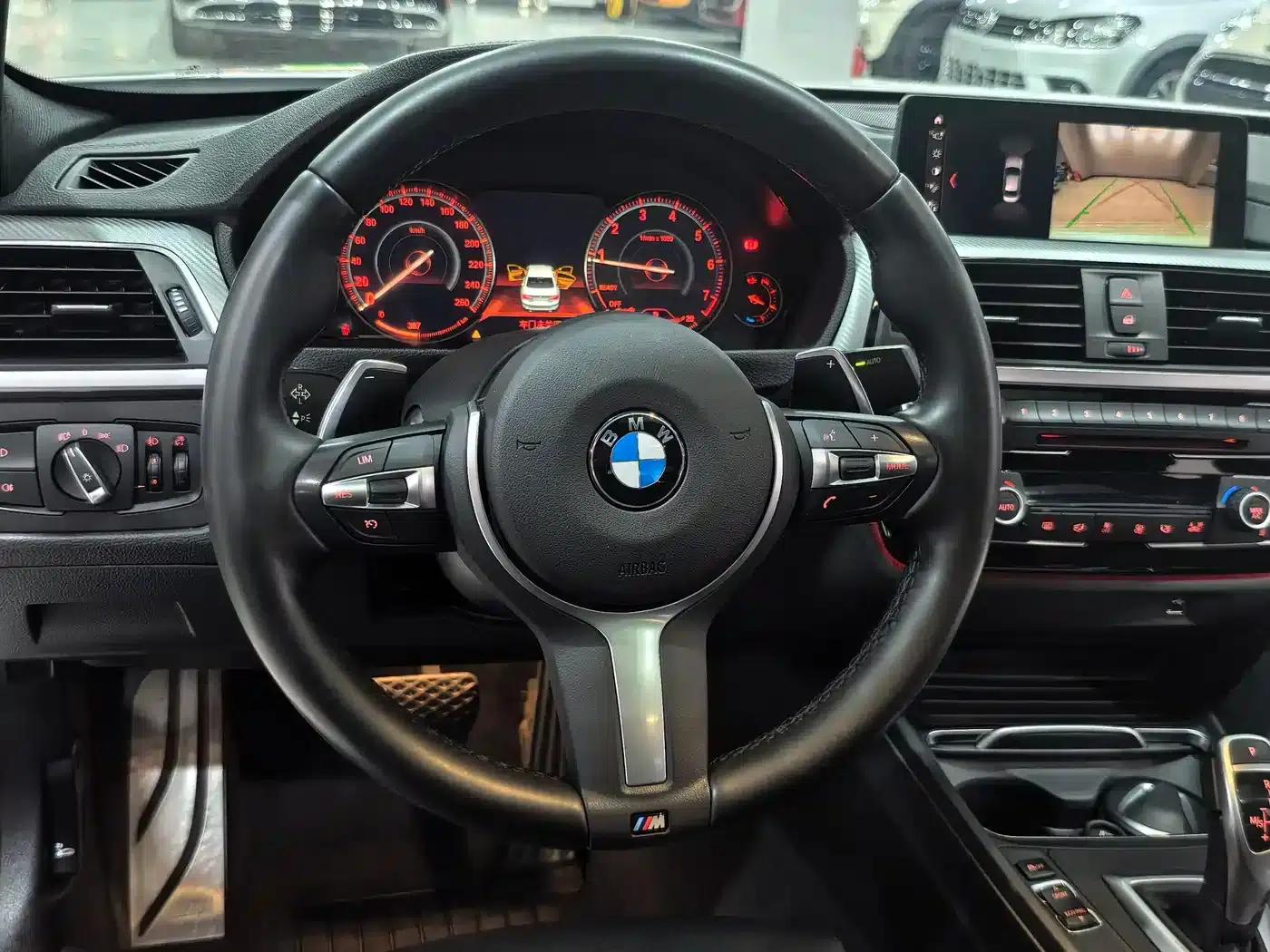 2018 BMW 3 Series 330i M Sport Shadow Edition — миниатюра 17