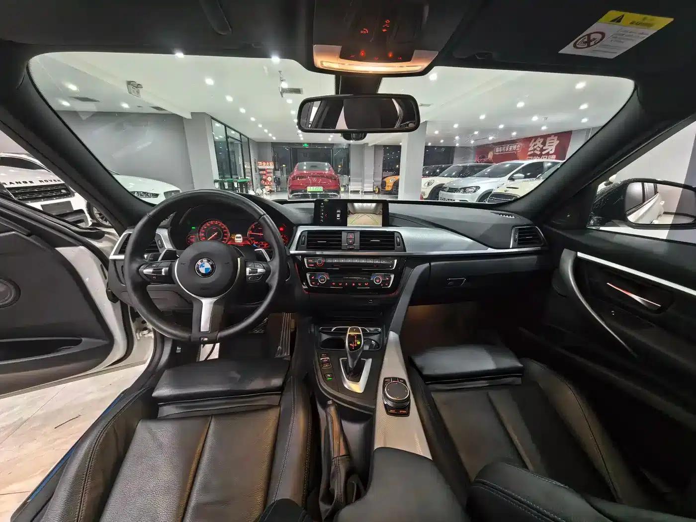 2018 BMW 3 Series 330i M Sport Shadow Edition — миниатюра 21