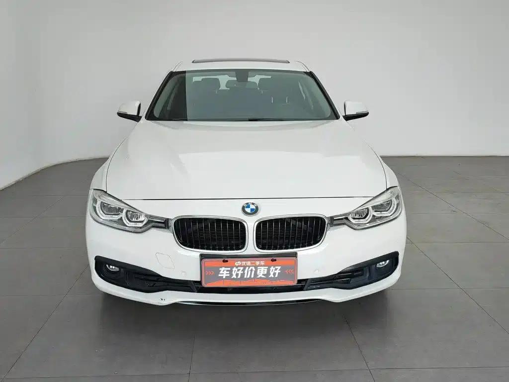 2016 BMW 3 Series 320i Fashion Edition — миниатюра 3