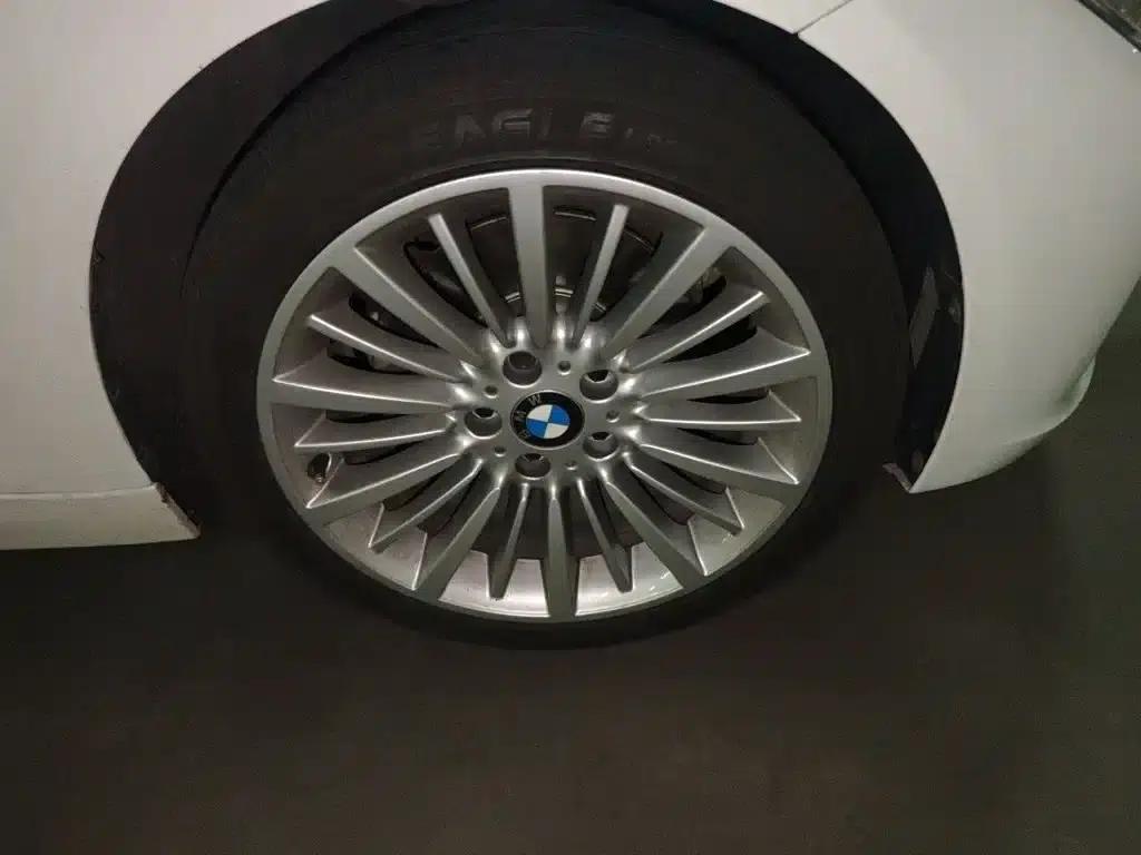 BMW 3 Series 2018 320Li Fashion Edition — миниатюра 26