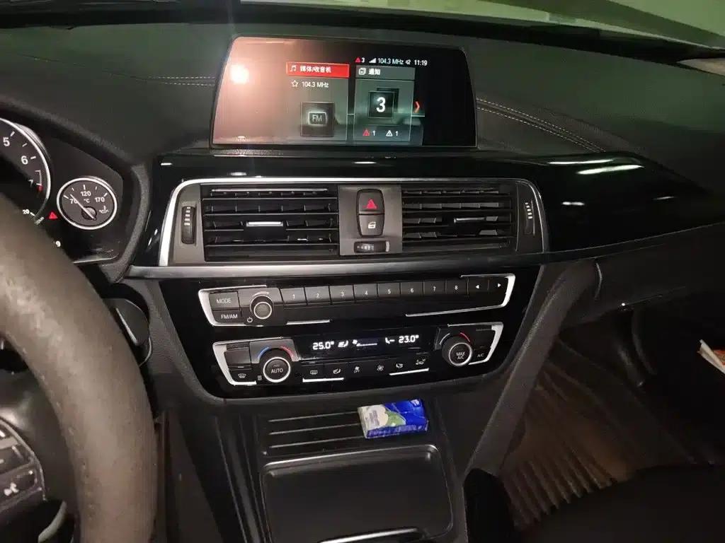 BMW 3 Series 2018 320Li Fashion Edition — миниатюра 9