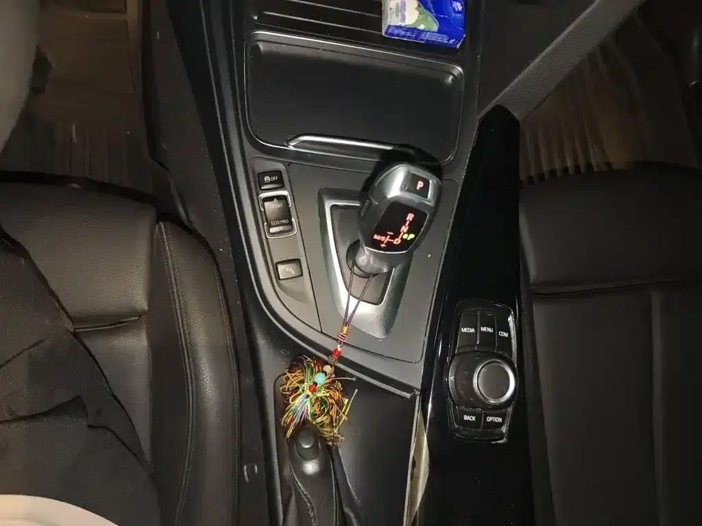 BMW 3 Series 2018 320Li Fashion Edition — миниатюра 10