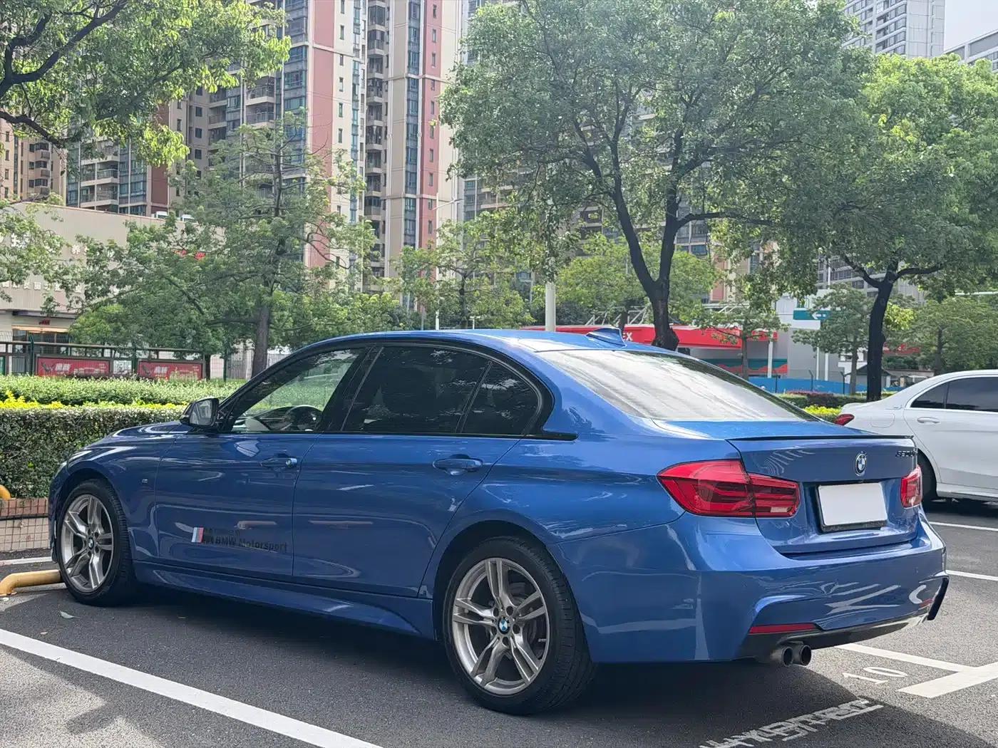 2017 BMW 3 Series 320Li M Sport — миниатюра 6