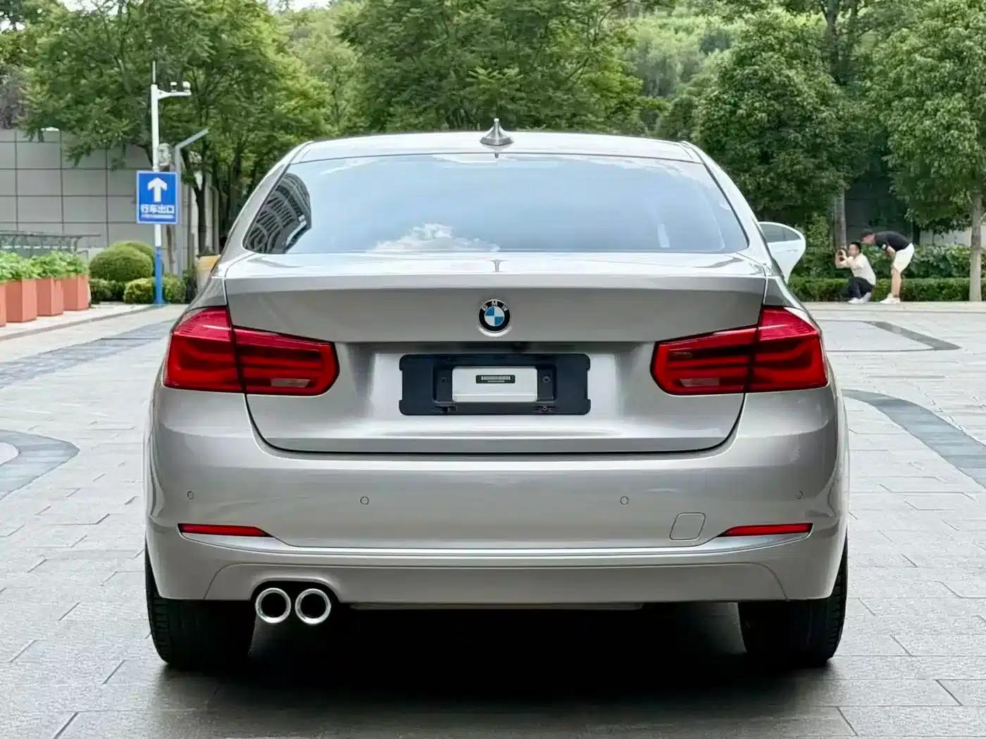 BMW 3 Series 2018 320Li Fashion Edition — миниатюра 8
