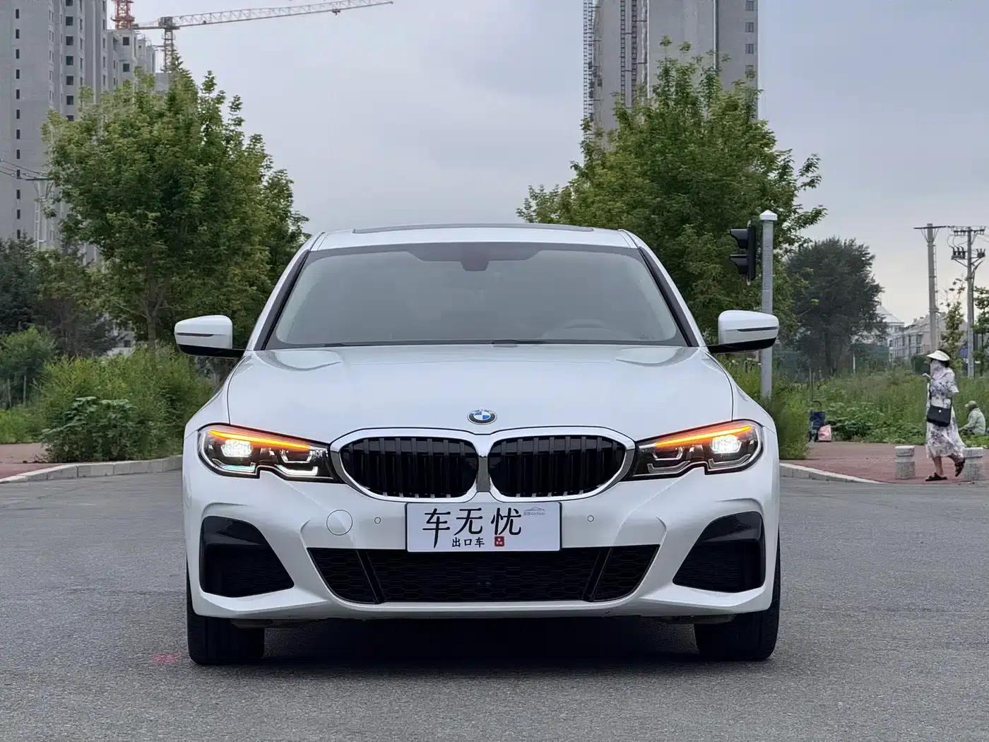 2022 BMW 3 Series 320Li M Sport Package — миниатюра 2