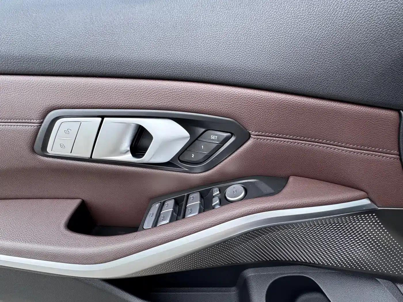 2022 BMW 3 Series 320Li M Sport Package — миниатюра 18