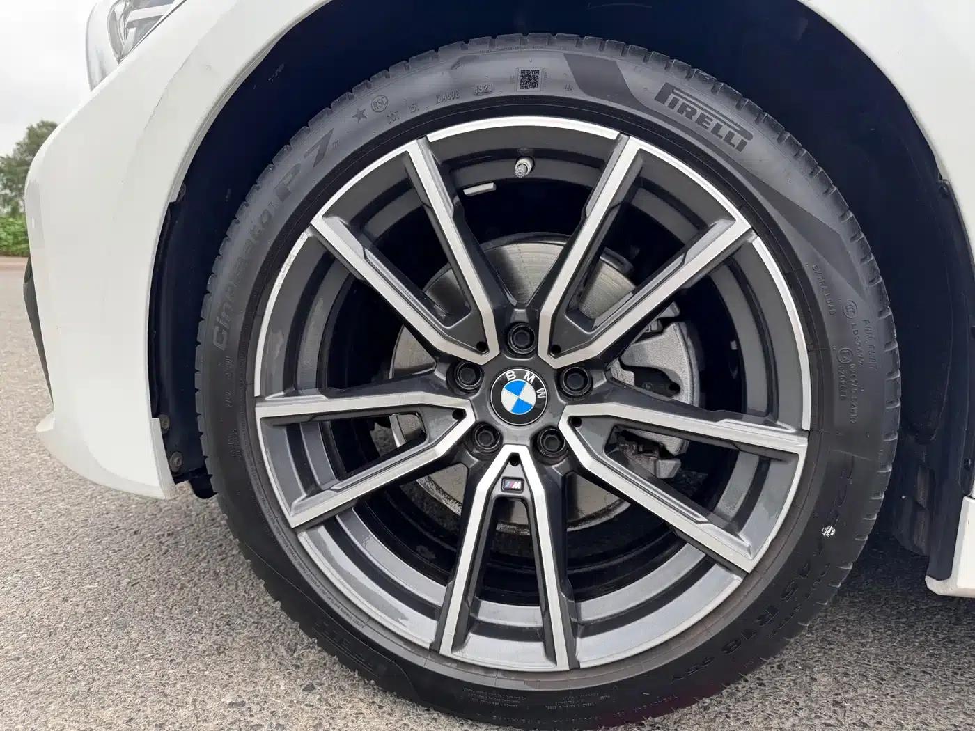 2022 BMW 3 Series 320Li M Sport Package — миниатюра 21