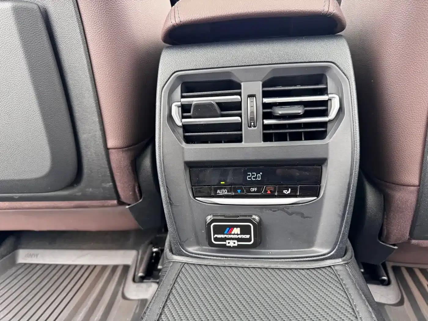2022 BMW 3 Series 320Li M Sport Package — миниатюра 22