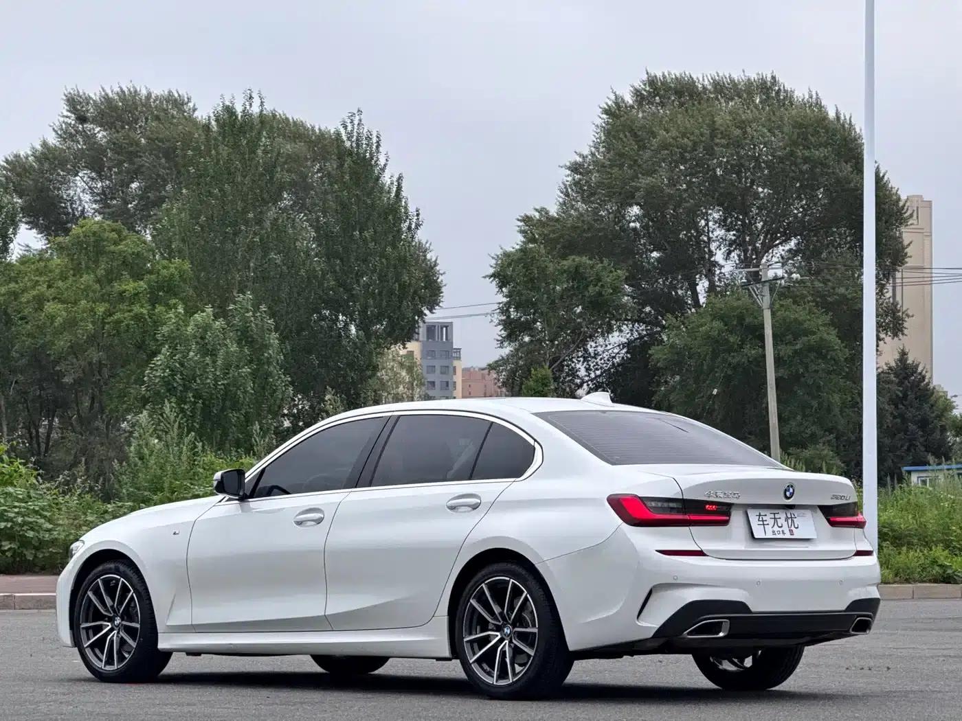 2022 BMW 3 Series 320Li M Sport Package — миниатюра 6