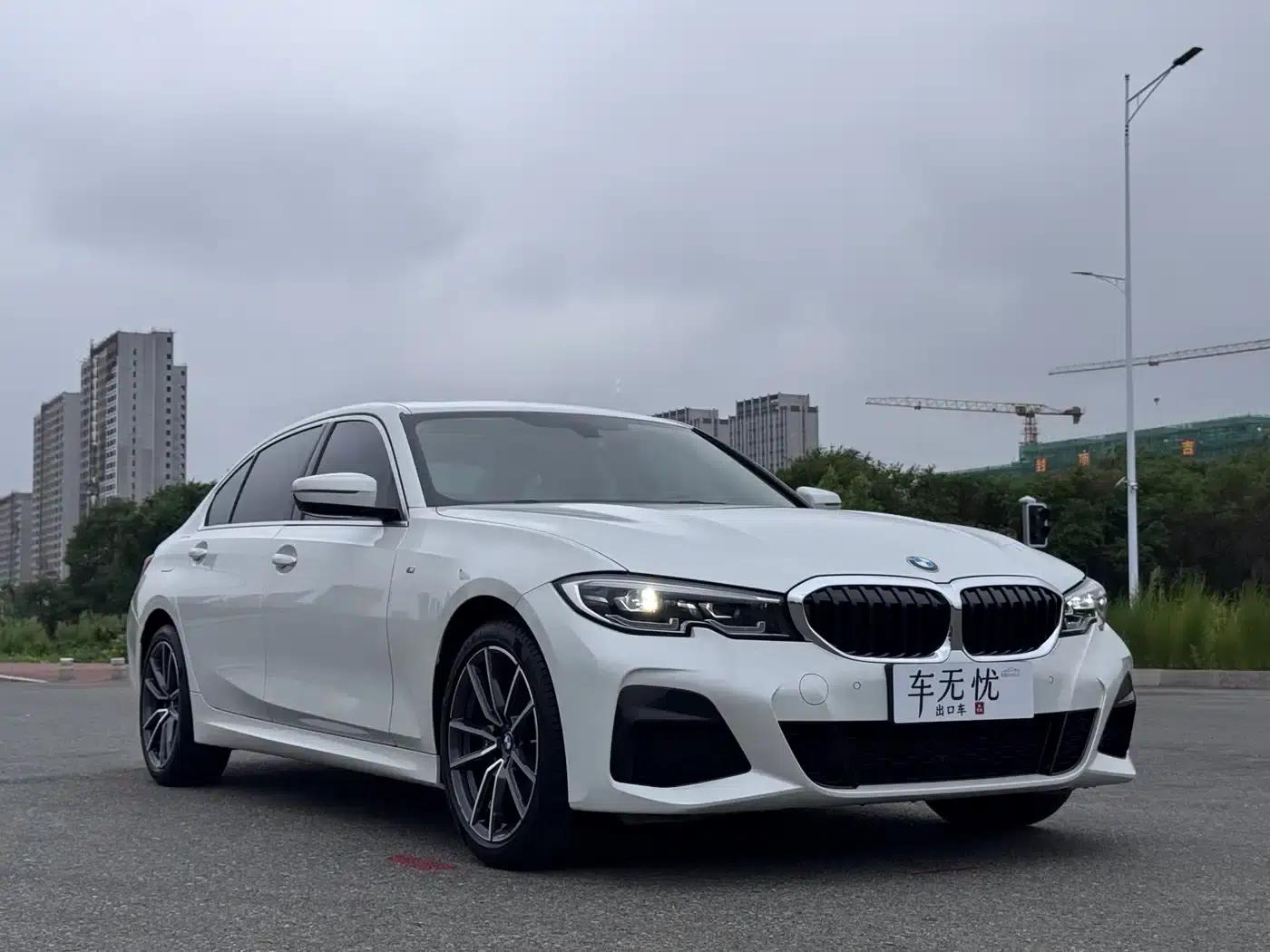 2022 BMW 3 Series 320Li M Sport Package — миниатюра 7
