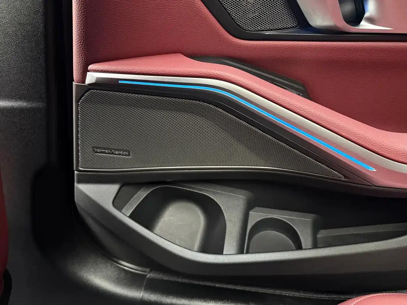 2023 BMW 3 Series 325Li M Sport Shadow Edition — миниатюра 20