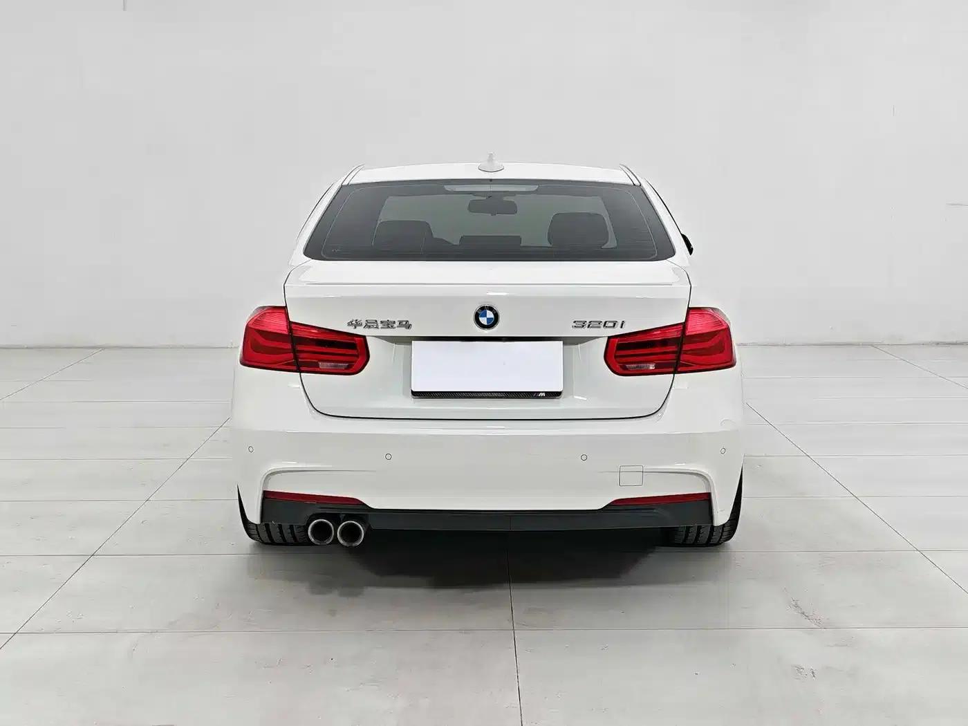 2019 BMW 3 Series 320i M Sport Package — миниатюра 4