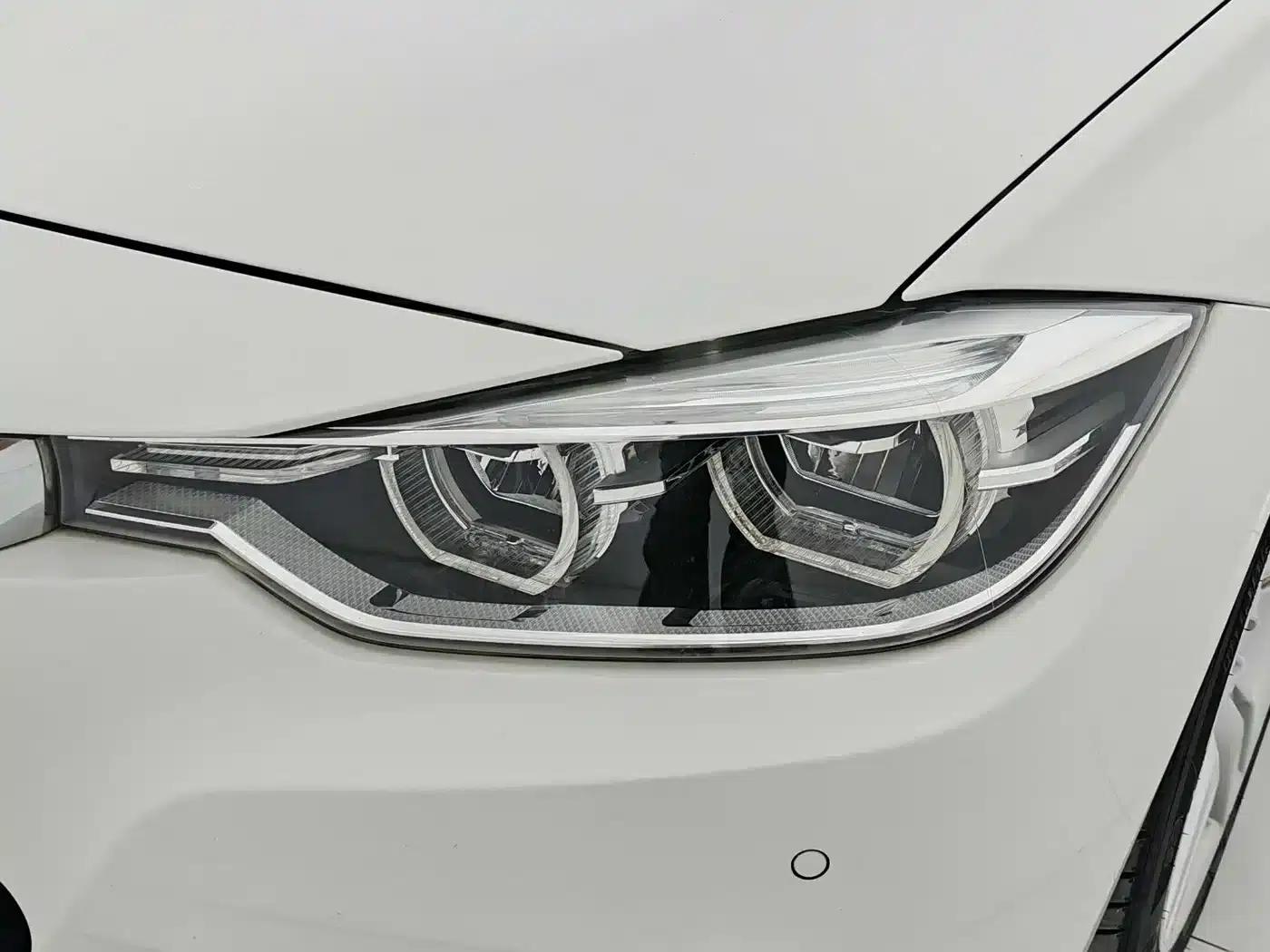 2019 BMW 3 Series 320i M Sport Package — миниатюра 6