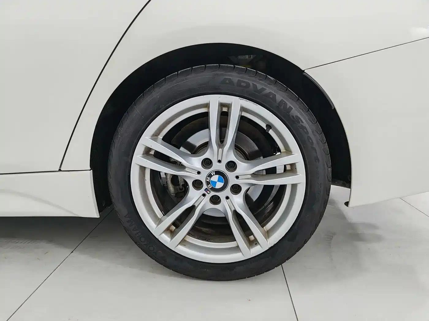2019 BMW 3 Series 320i M Sport Package — миниатюра 10