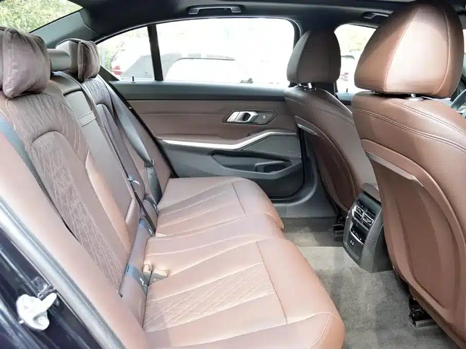 2025 BMW 3 Series 330Li Luxury M Sport Shadow Edition — миниатюра 12