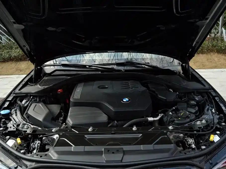 2025 BMW 3 Series 330Li Luxury M Sport Shadow Edition — миниатюра 14
