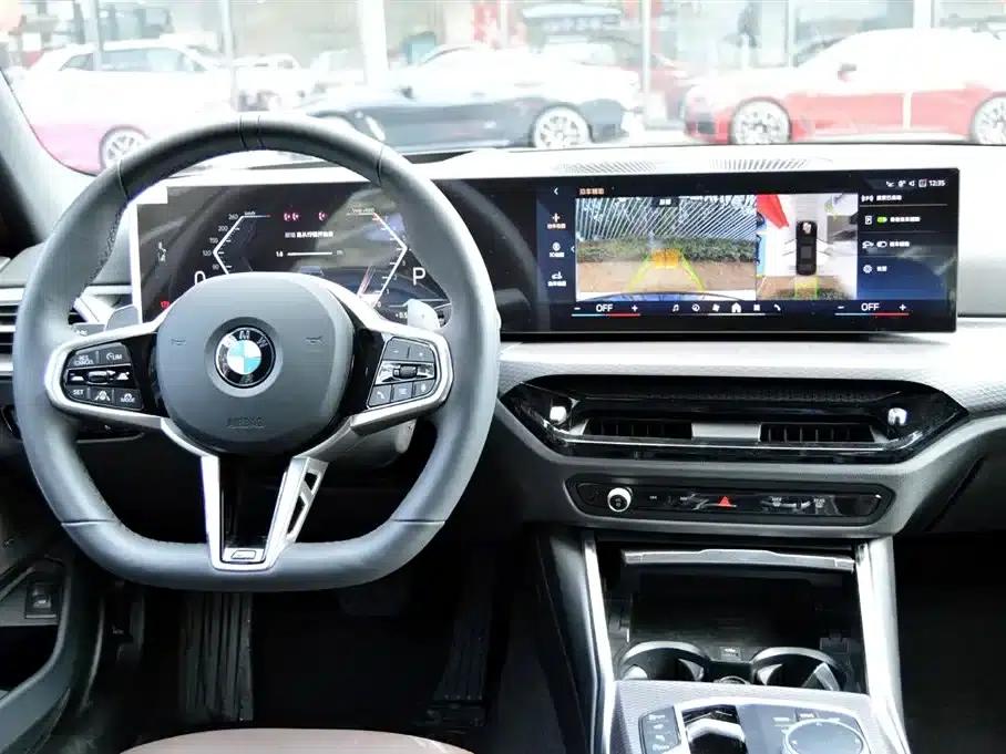 2025 BMW 3 Series 330Li Luxury M Sport Shadow Edition — миниатюра 9