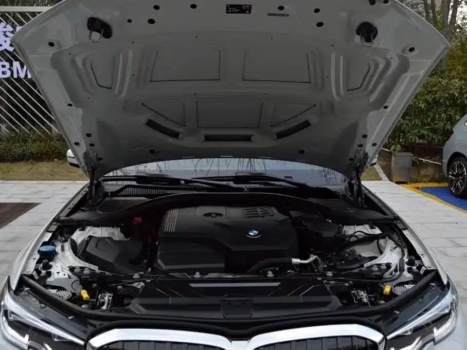 2022 BMW 3 Series 325Li M Sport Package — миниатюра 18