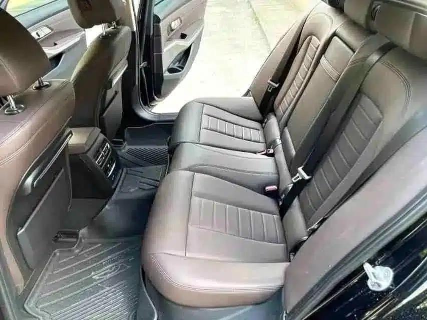 2020 BMW 3 Series 325i M Sport Package — миниатюра 2
