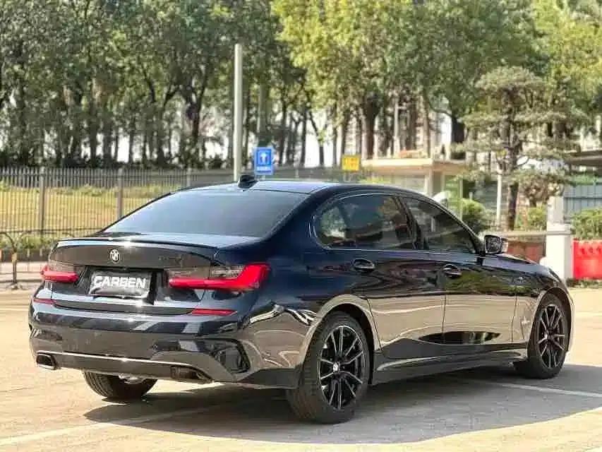 2020 BMW 3 Series 325i M Sport Package — миниатюра 4